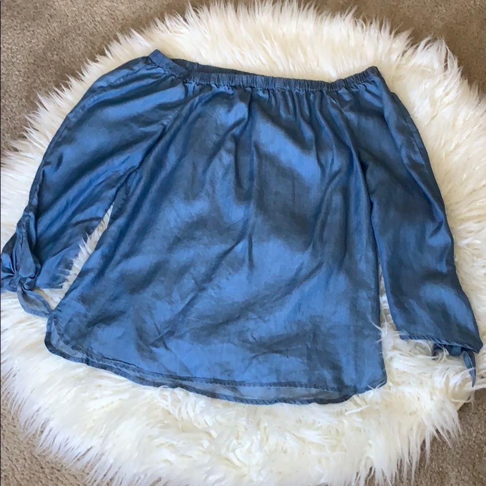Crown & Ivy Chambray Off the Shoulder top